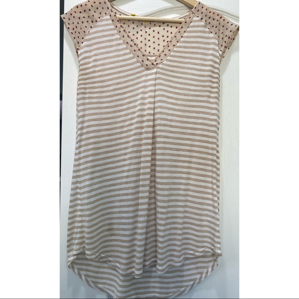 Anthropologie brand Little Yellow Button Top, Size S